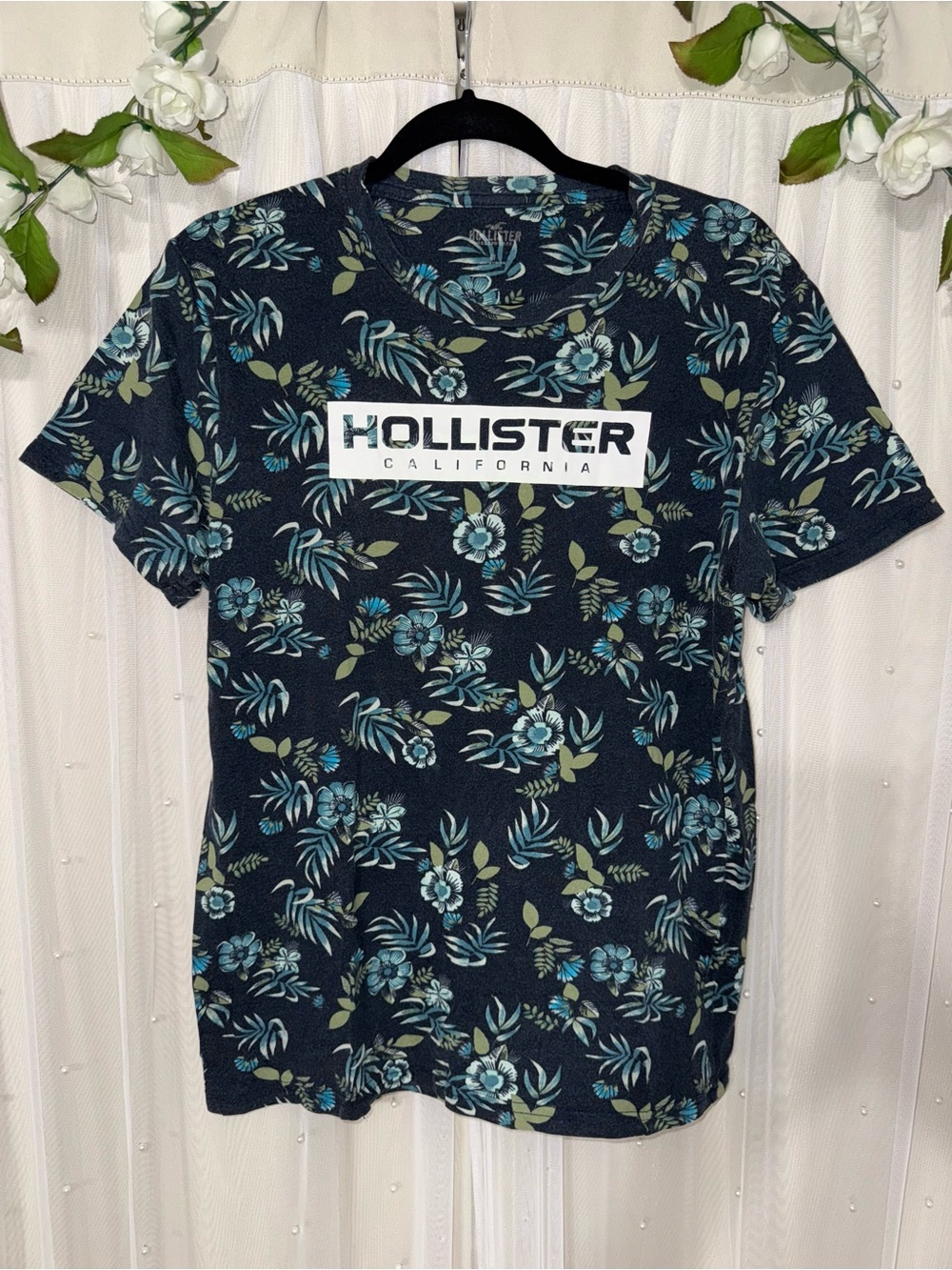 Hollister Shirt
